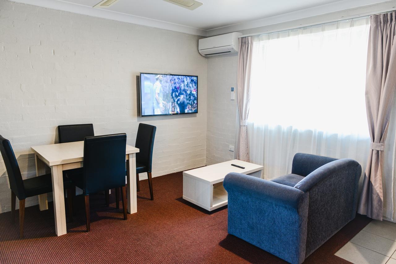 Balan Village Motel Нора Экстерьер фото
