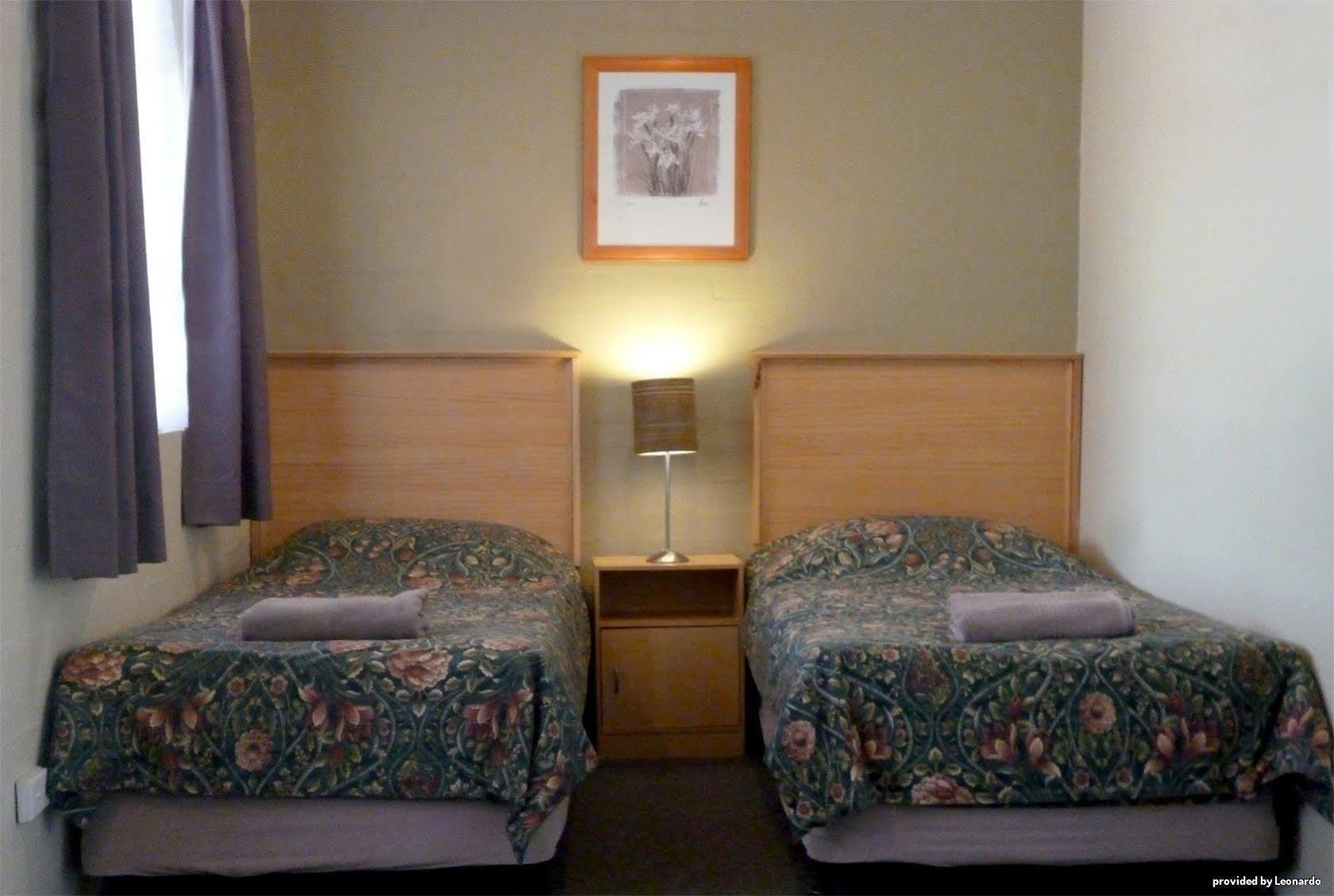 Balan Village Motel Нора Экстерьер фото