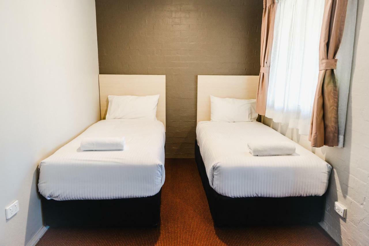 Balan Village Motel Нора Экстерьер фото